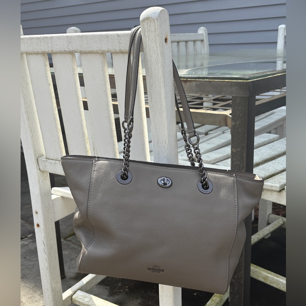 Coach Turnlock Pebble Leather Chain Tote 27 with Gunmetal Hardware